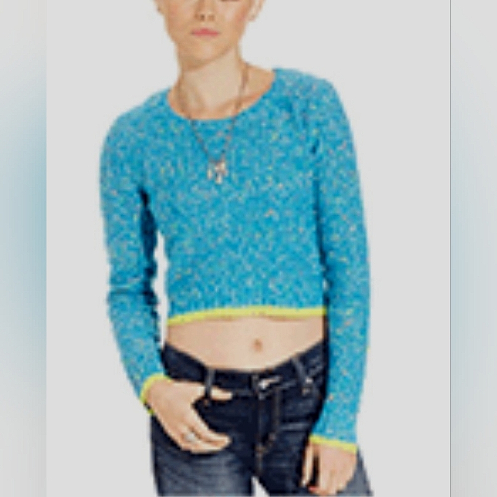 Oh Mg! Spekled Cropped sweater PL NWOT
